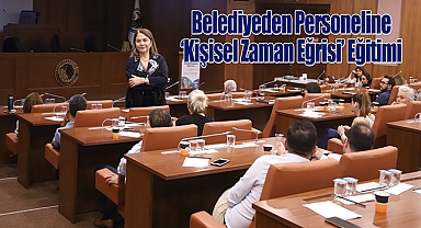 Kartal Belediyesi'nden Personeline 'Kişisel Zaman Eğrisi' Eğitimi