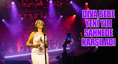 Diva Bebe yeni yılı sahnede karşıladı