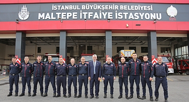 Cumhur İttifakı AK Parti Maltepe Belediye Başkan Adayı Kadem Ekşi itfaiyecileri ziyaret etti