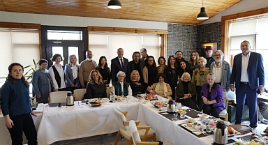 Kartal'da Dünya Sanat Günü'ne Özel Anlamlı Buluşma