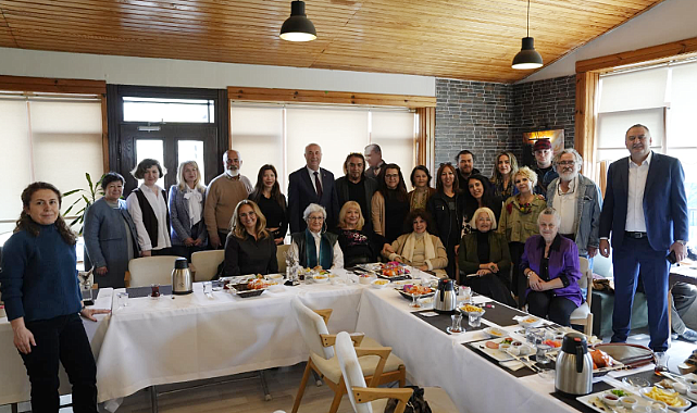 Kartal'da Dünya Sanat Günü'ne Özel Anlamlı Buluşma